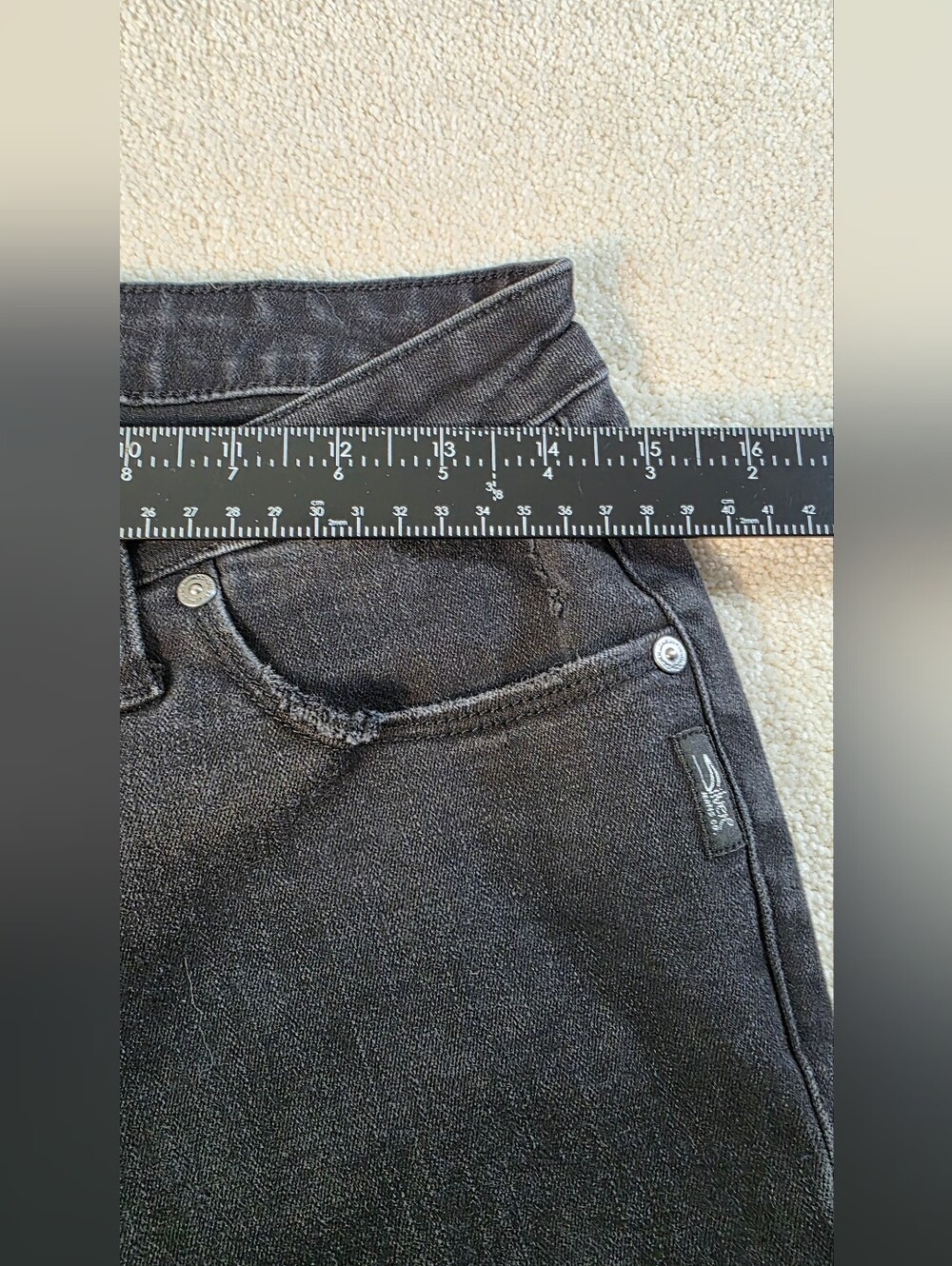 Silver Most Wanted Skinny Black Distressed Mid Rise Raw Hem Jeans Womens 30 - Picture 2 of 7